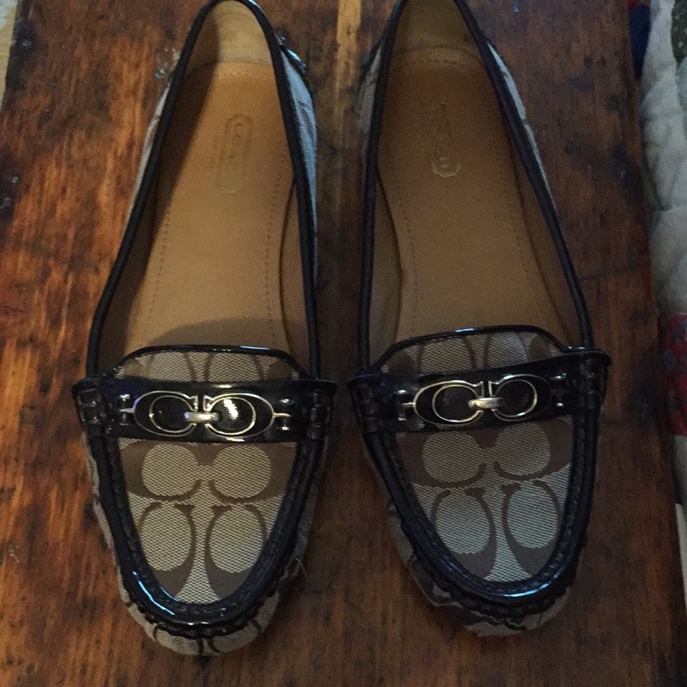 Coach size 8.5 logo loafers with driving mic sole